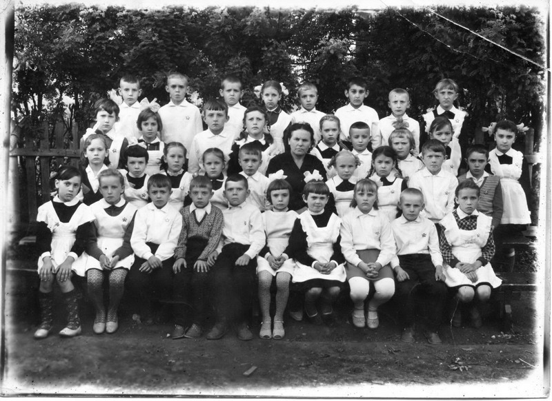 school.96.one class.1967.